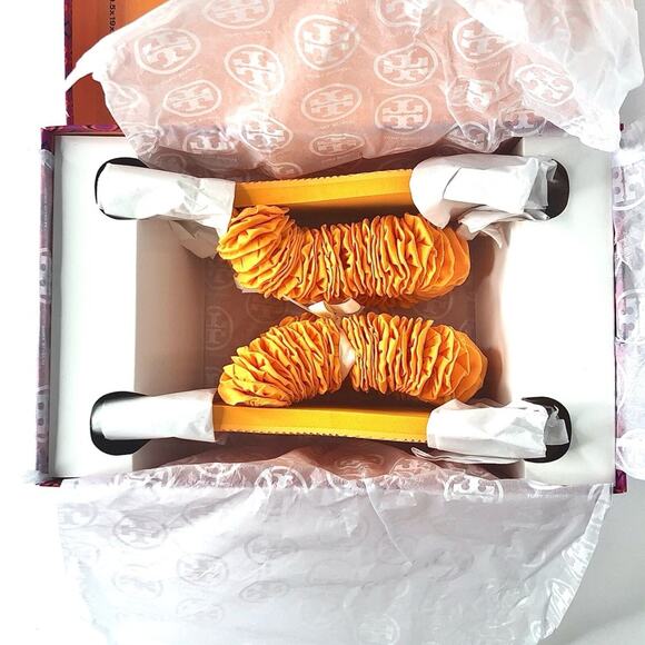 NIB Tory Burch Yo Yo Squash Orange Flip Flops Women’s 7 Sandals - Picture 3 of 5